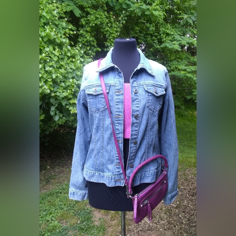 💕Old Navy Jean Jacket